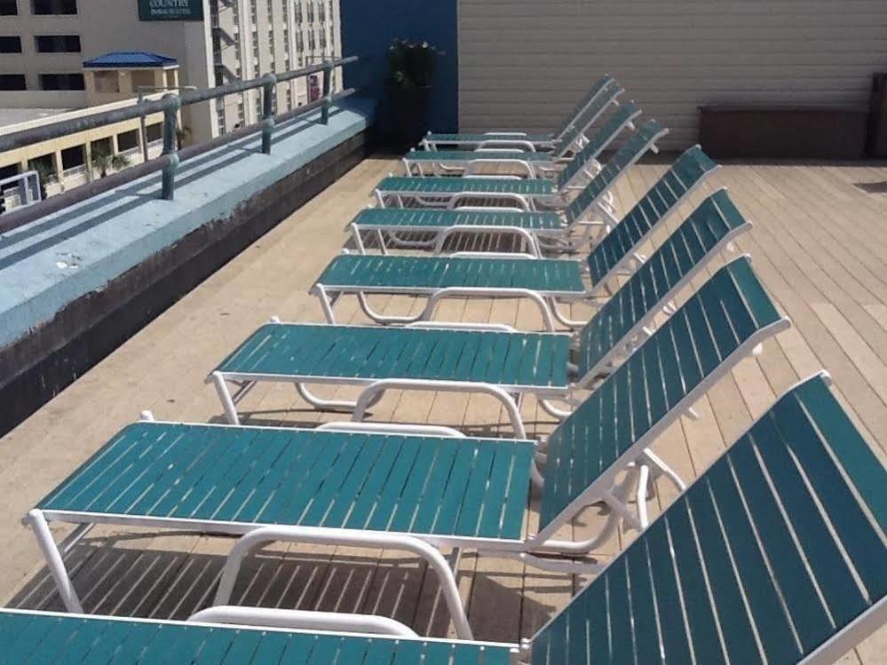 19 Atlantic Hotel Вирджиния-Бич Экстерьер фото